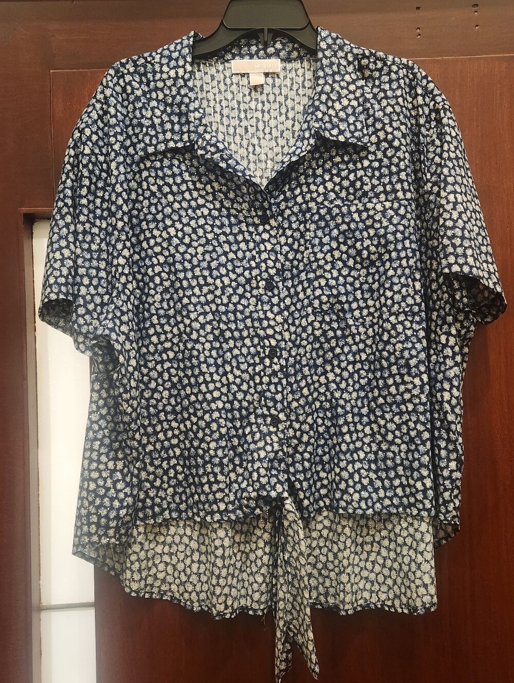 Michael Kors Boho Navy Floral Button-Front Cotton Tie-Hem Metallic Top